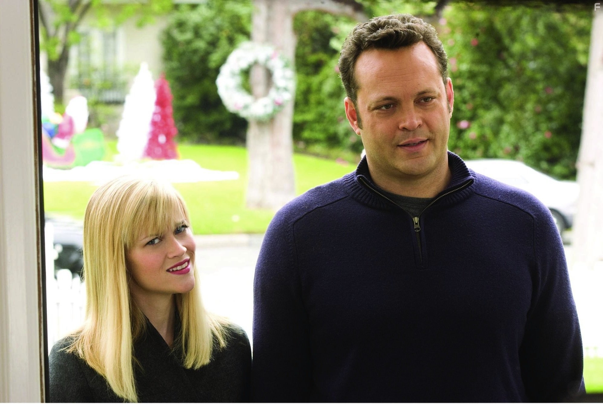 Vince Vaughn and Reese Witherspoon in Четыре Рождества (2008)