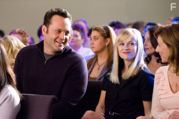 Vince Vaughn and Reese Witherspoon in Четыре Рождества (2008)