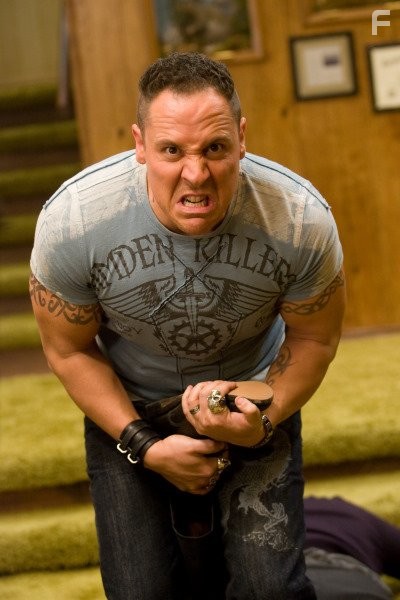 Jon Favreau in Четыре Рождества (2008)