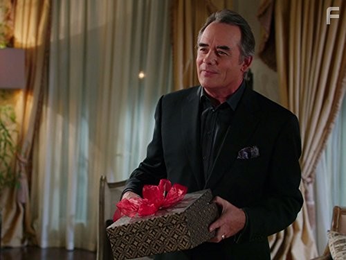 Коварные горничные (2013)