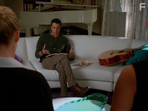 Коварные горничные (2013)