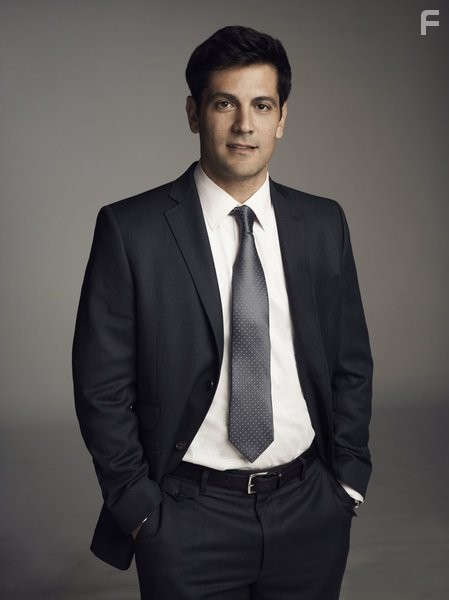 Michael Landes in Save Me (2013)