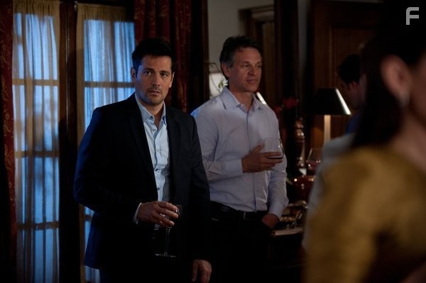 Michael Landes in Save Me (2013)