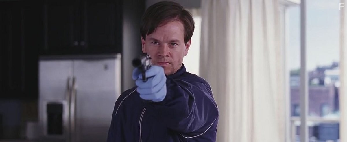 Mark Wahlberg in Отступники (2006)