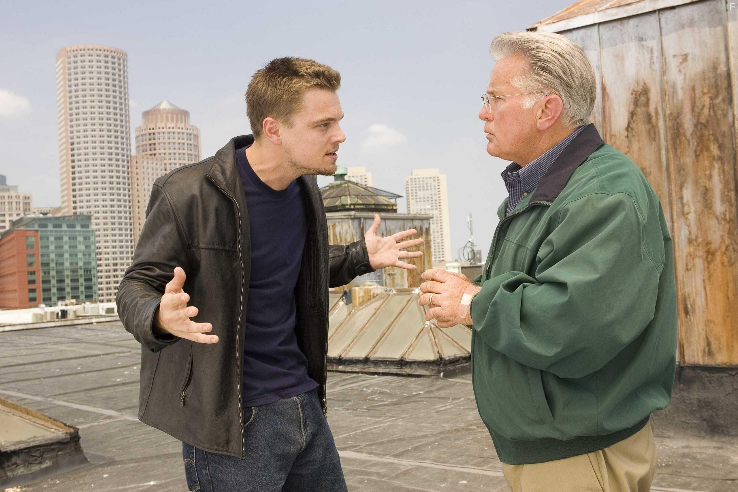 Leonardo DiCaprio and Martin Sheen in Отступники (2006)