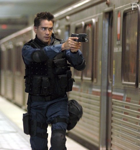 Colin Farrell in S.W.A.T.: Спецназ города ангелов (2003)