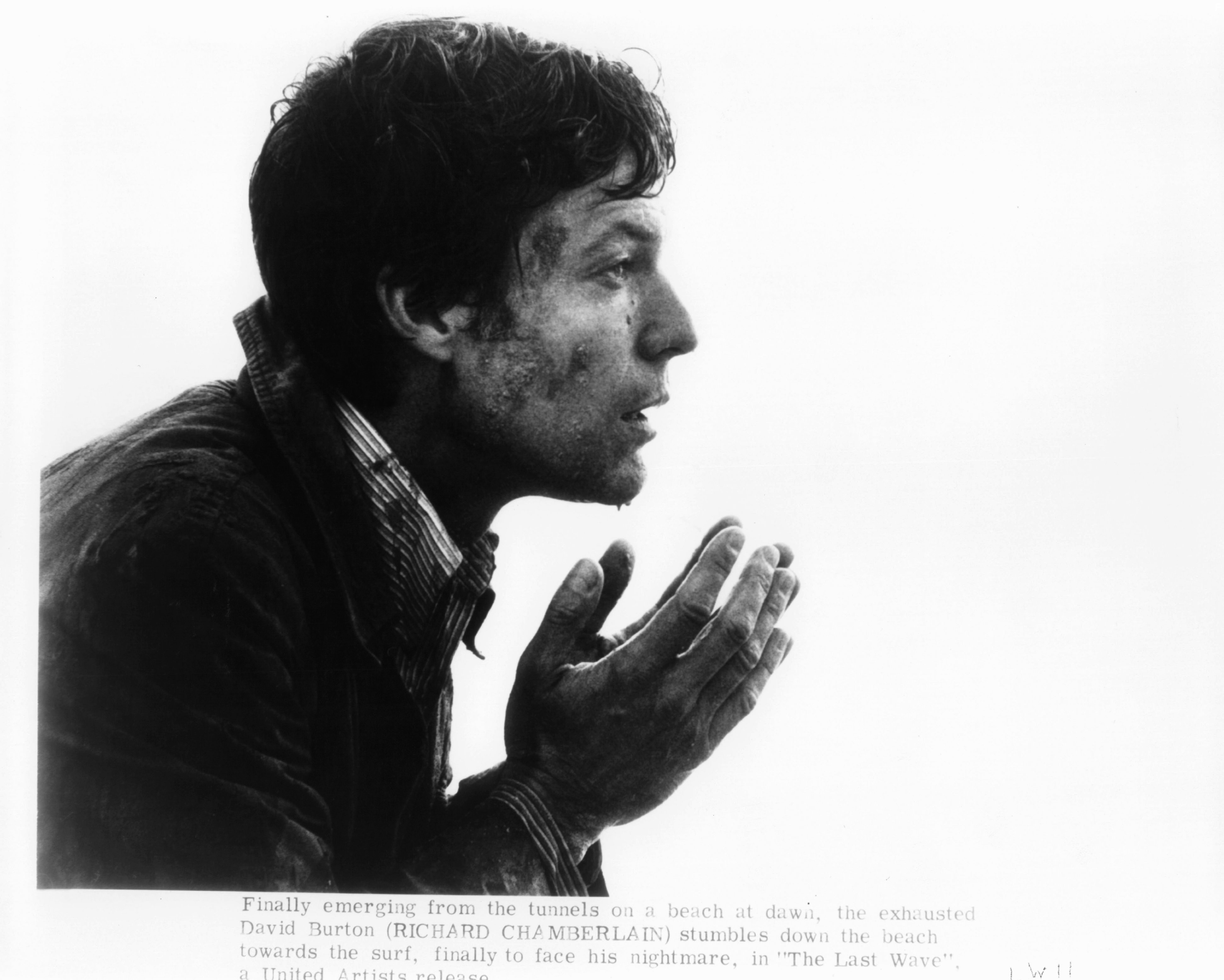 Richard Chamberlain in Последняя волна (1977)