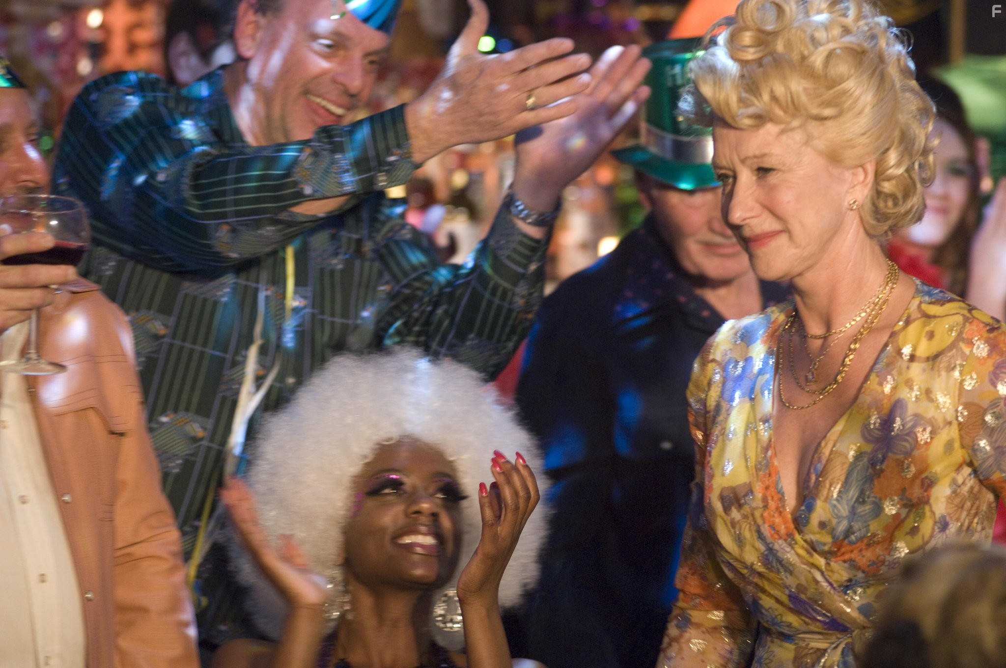 Helen Mirren in Ранчо любви (2010)