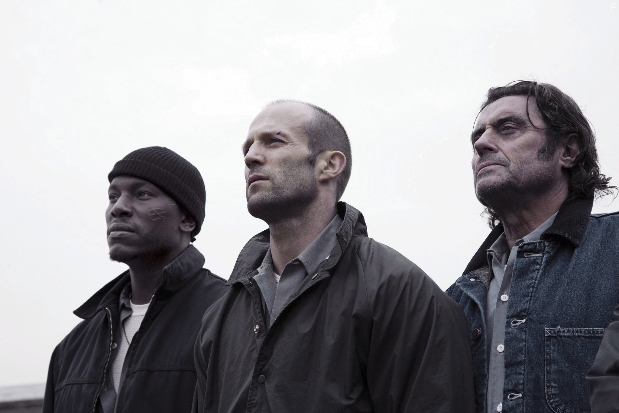 Jason Statham, Ian McShane, and Tyrese Gibson in Смертельная гонка (2008)