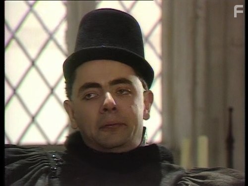 Rowan Atkinson in Чeрная гадюка (1982)