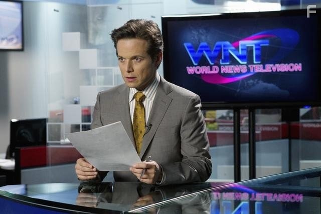 Scott Wolf in Vизитeры (2009)