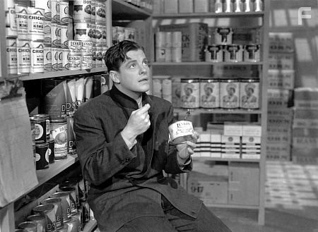 "Saboteur" Robert Cummings 1942 Universal