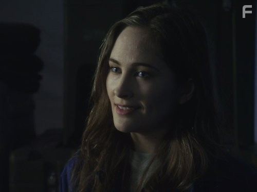 Jody Thompson in Убежище (2008)