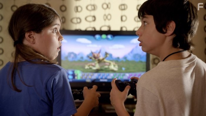 Cambell Westmoreland and Zoe Webb in Камень желаний (2009)