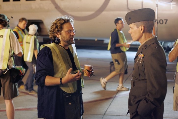 Kevin Bacon and Ross Katz in Забирая Чэнса (2009)