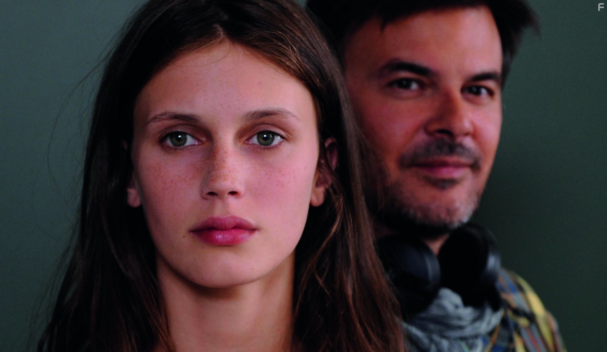 Fran?ois Ozon and Marine Vacth in Молода и прекрасна (2013)