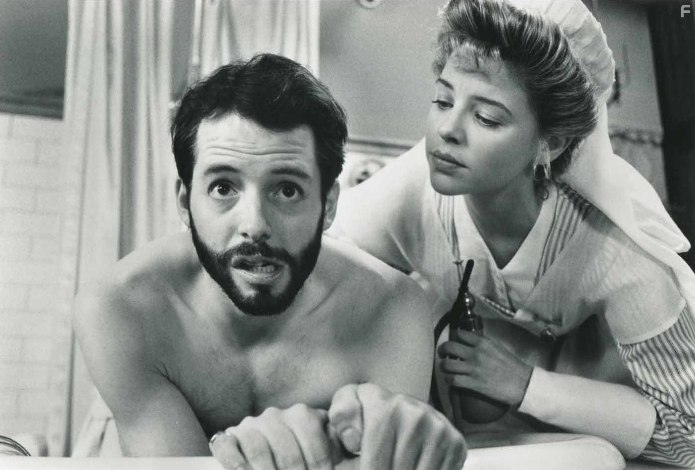 Matthew Broderick and Traci Lind in Дорога на Вэлвилл (1994)