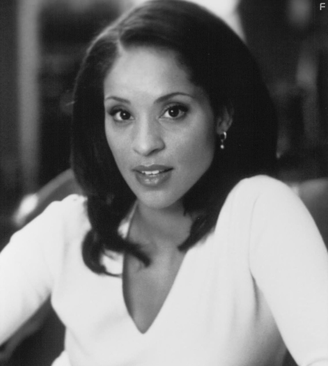 Karyn Parsons in Дамский угодник (2000)