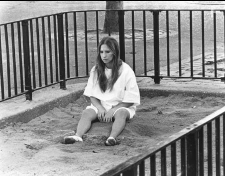 "Up The Sandbox" Barbra Streisand 1972 First Artists