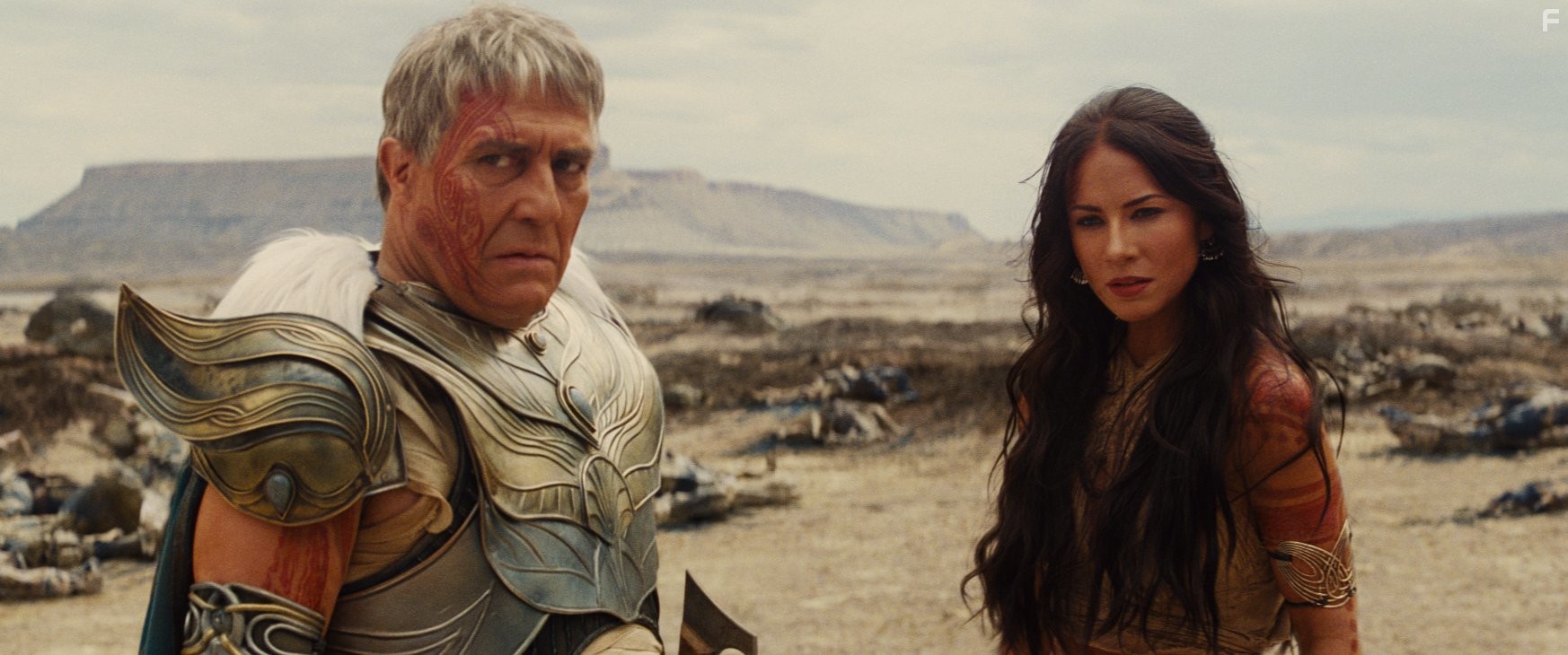 Ciar?n Hinds and Lynn Collins in Джон Картер (2012)