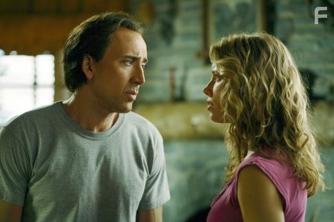 Nicolas Cage and Jessica Biel in Пророк (2007)