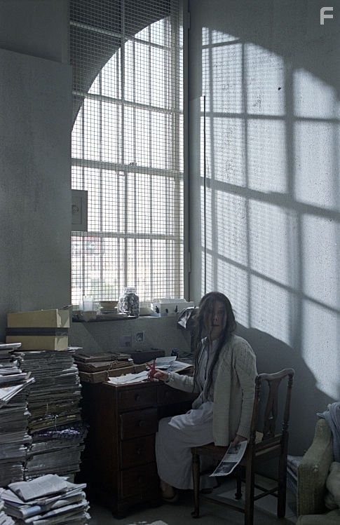 Evelyn (SISSY SPACEK) may be the only one who holds the key to destroying the evil Samara and ending her cycle of terror and death in DreamWorks Pictures' horror thriller THE RING TWO.
