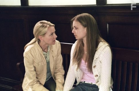 Suspecting the worst, Rachel Keller (NAOMI WATTS) questions Emily (EMILY VANCAMP) about the terrible death she was witness to in DreamWorks Pictures' horror thriller THE RING TWO.