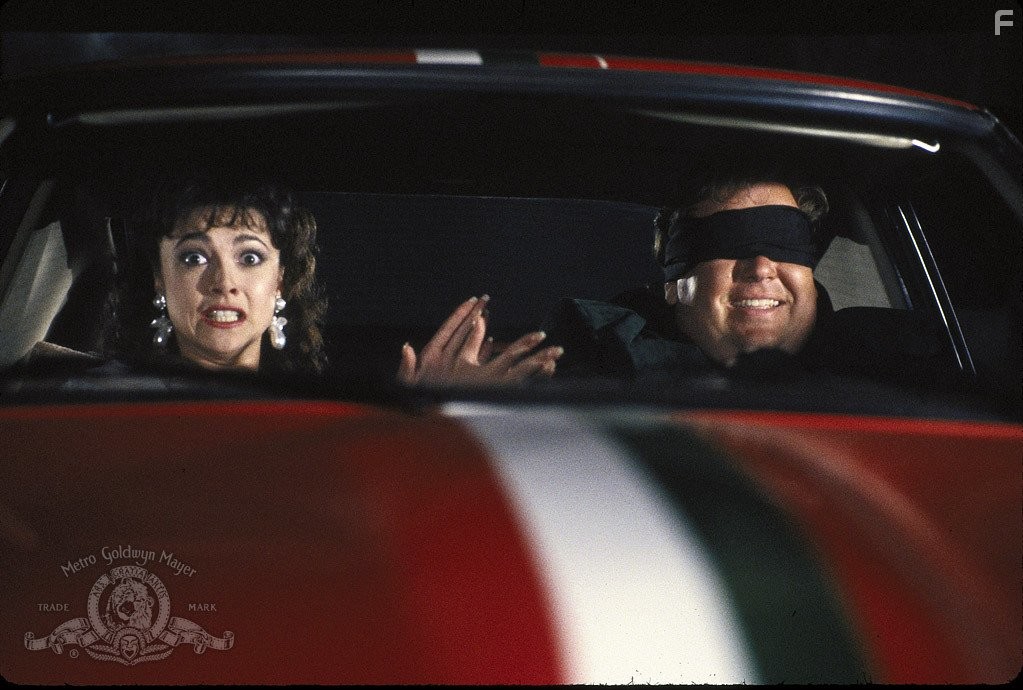 John Candy and Emma Samms in В бреду (1991)