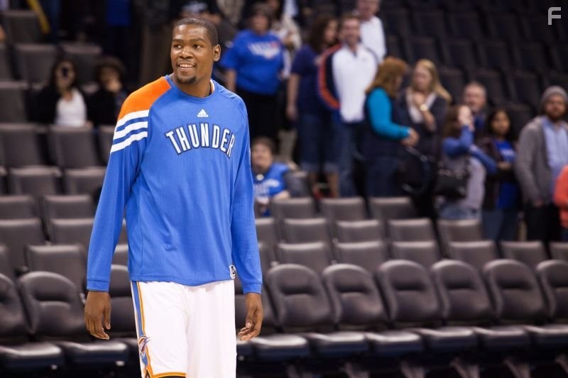 Kevin Durant in Как громом пораженный (2012)