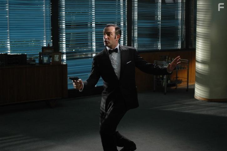 Jean Dujardin in OSS 117: Rio ne rpond plus (2009)