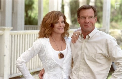 Dennis Quaid and Rene Russo in Твои, мои и наши (2005)