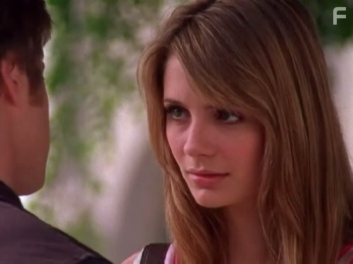 Mischa Barton in О.С. - Одинокие сердца (2003)