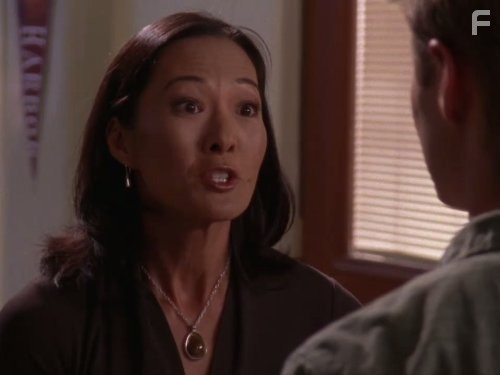 Rosalind Chao in О.С. - Одинокие сердца (2003)