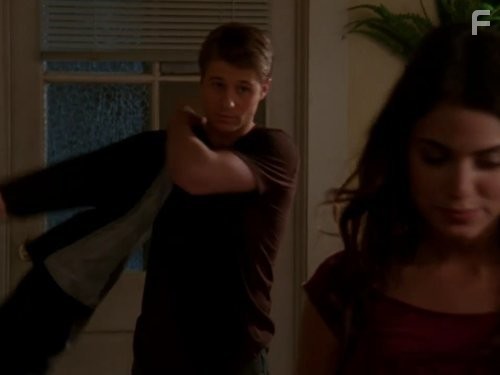 Ben McKenzie in О.С. - Одинокие сердца (2003)