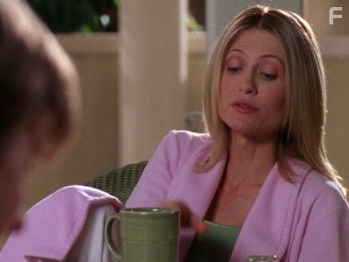 Kelly Rowan in О.С. - Одинокие сердца (2003)