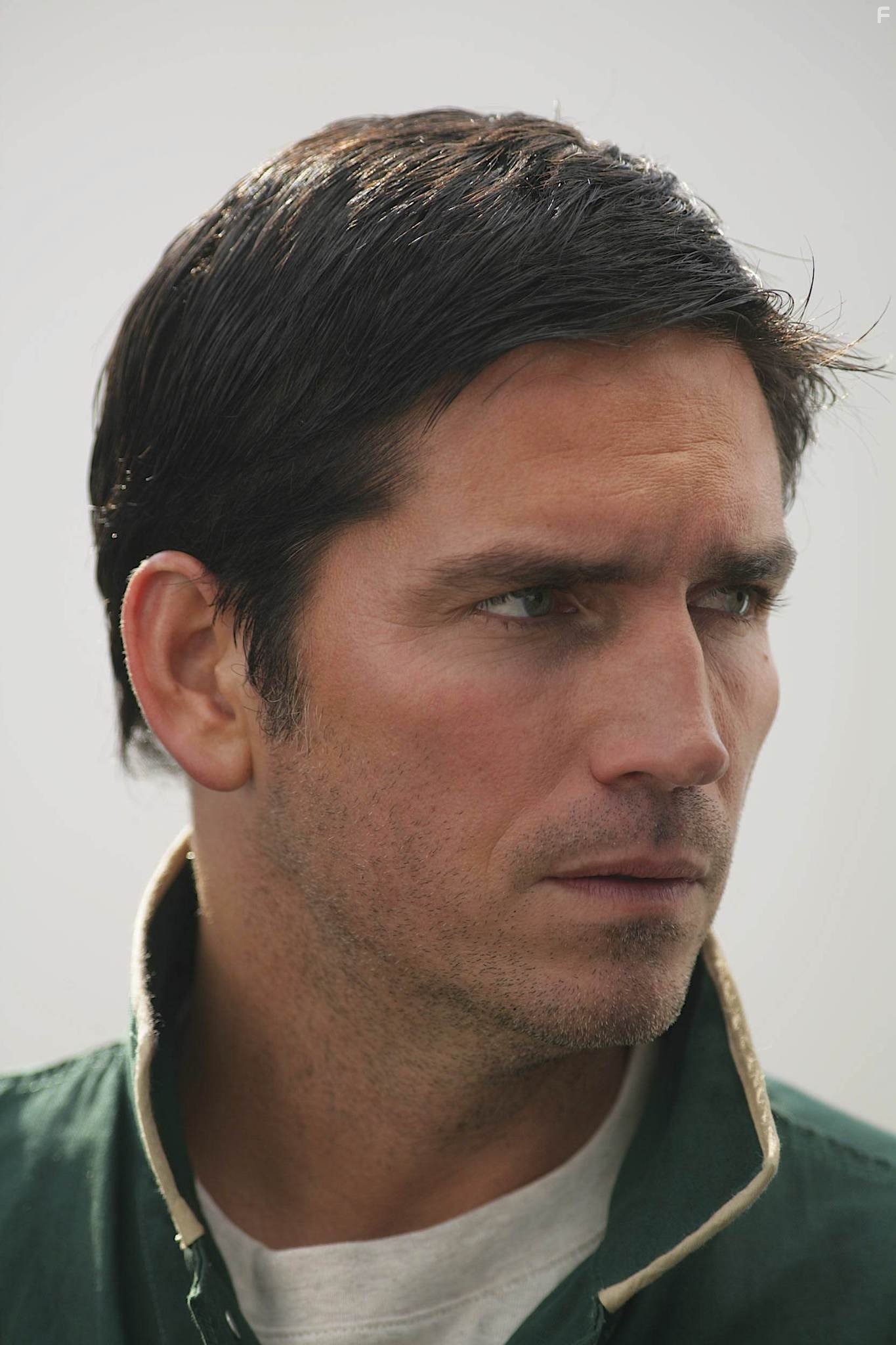 Jim Caviezel in Заключенный (2009)