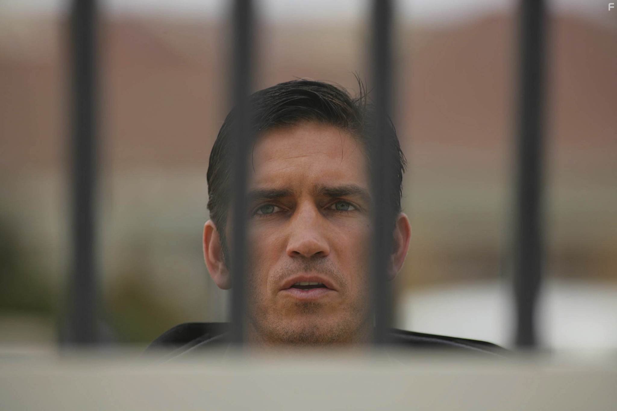 Jim Caviezel in Заключенный (2009)