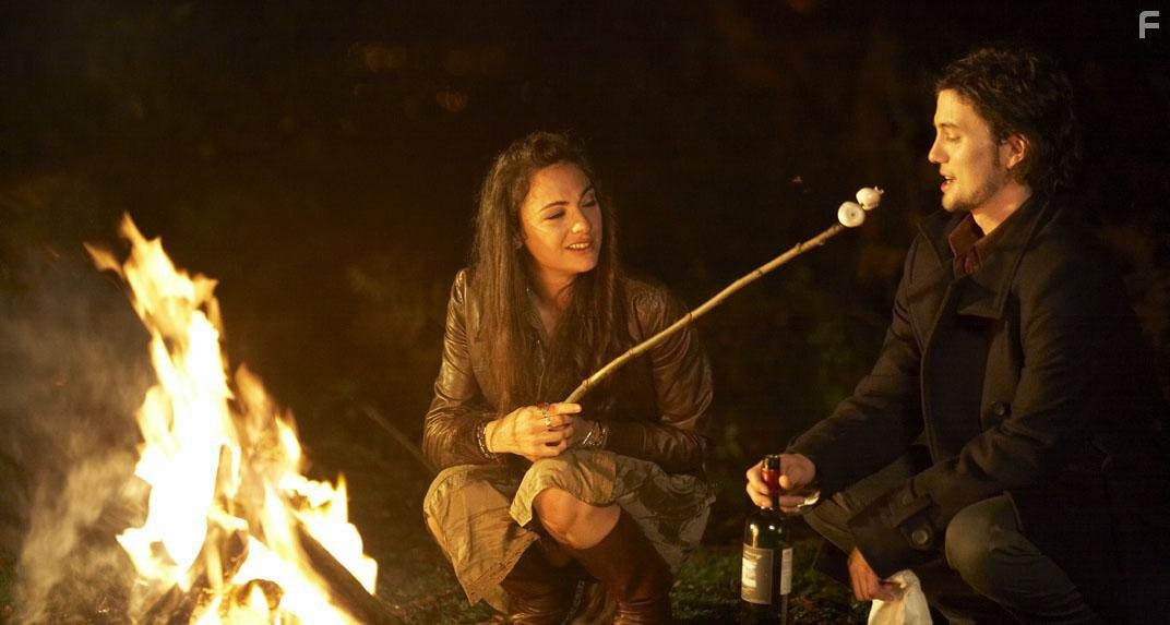 Hanne Steen and Jackson Rathbone in Страх (2009)