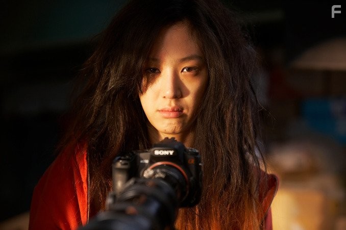 Ryeowon Jung in Робинзон на Луне (2009)