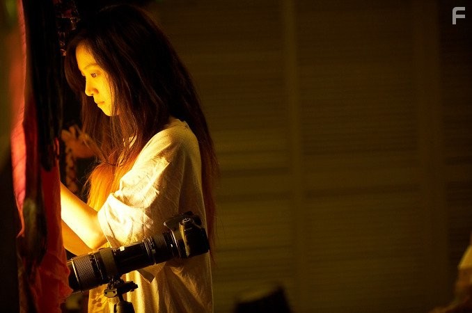 Ryeowon Jung in Робинзон на Луне (2009)