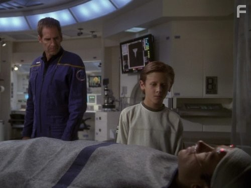 Scott Bakula, Connor Trinneer, and Adam Taylor Gordon in Звездный путь: Энтерпрайз (2001)