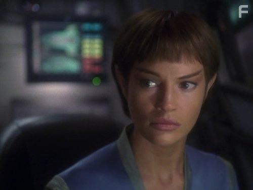 Jolene Blalock in Звездный путь: Энтерпрайз (2001)
