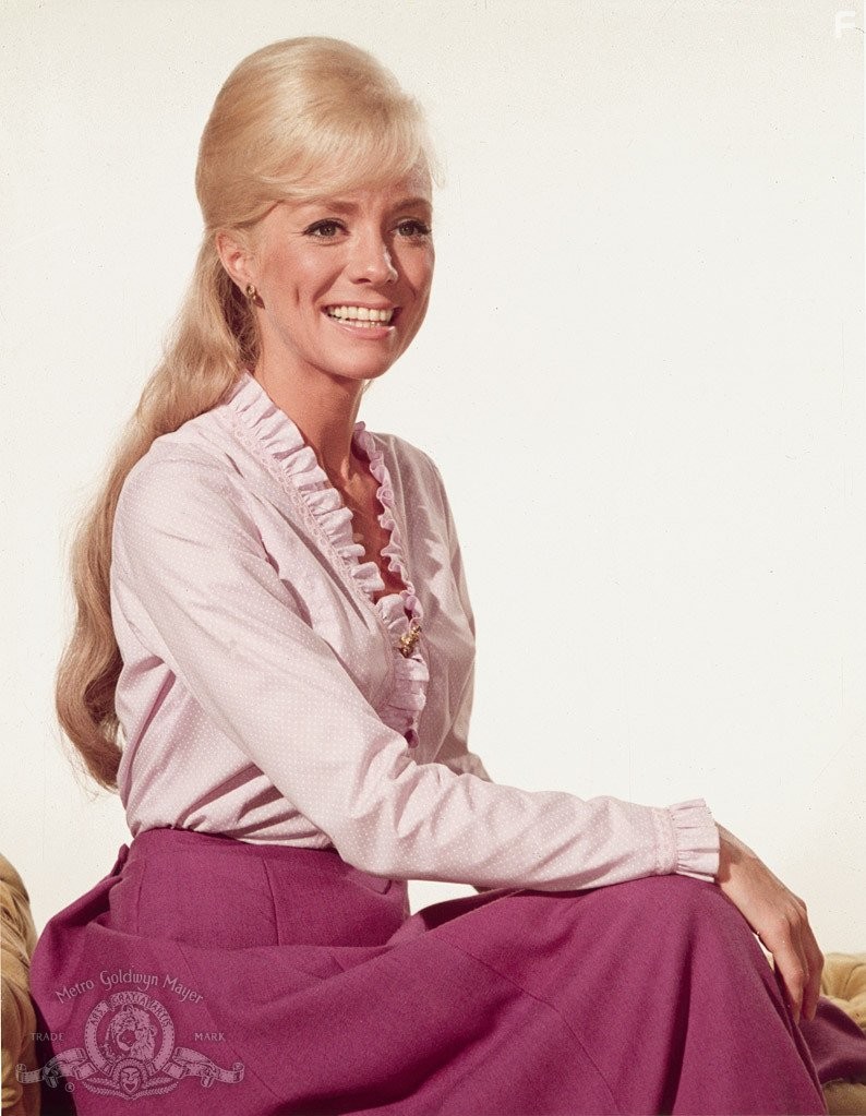 Inger Stevens in Bздeрни их повыше (1968)