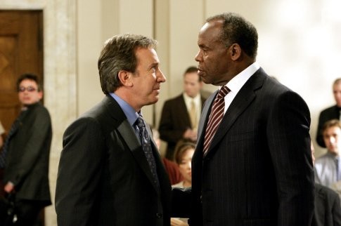 Danny Glover and Tim Allen in Лохматый папа (2006)