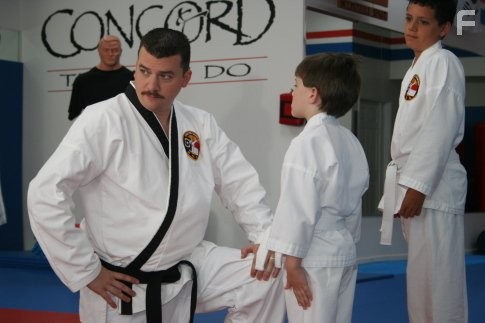 Danny McBride in Путь ноги и кулака (2006)