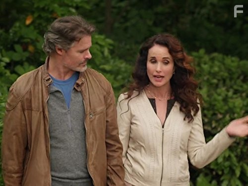 Andie MacDowell and Dylan Neal in Кедровая бухта (2013)