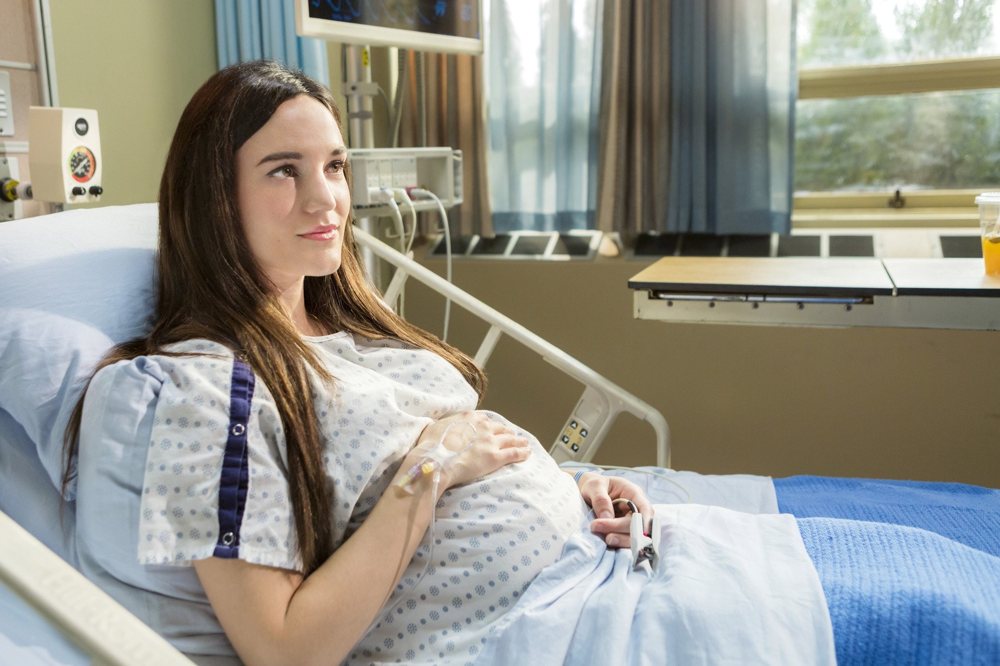 Hayley Sales in Кедровая бухта (2013)