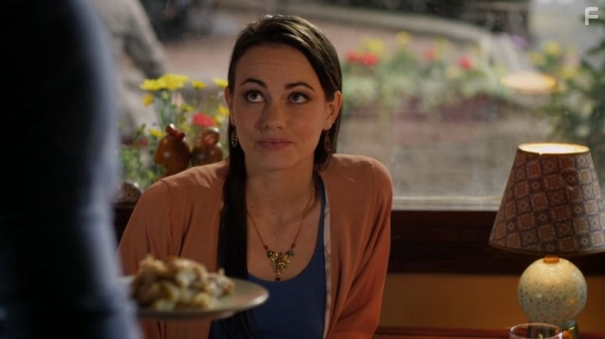 Darla Taylor in Кедровая бухта (2013)