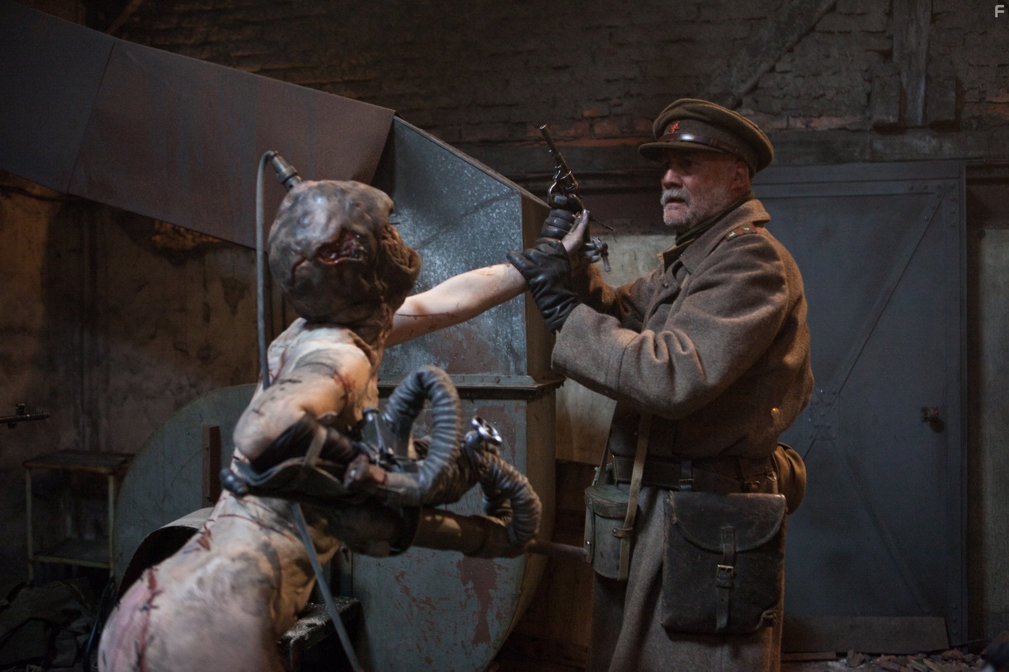 Армия Франкенштейна (2013)