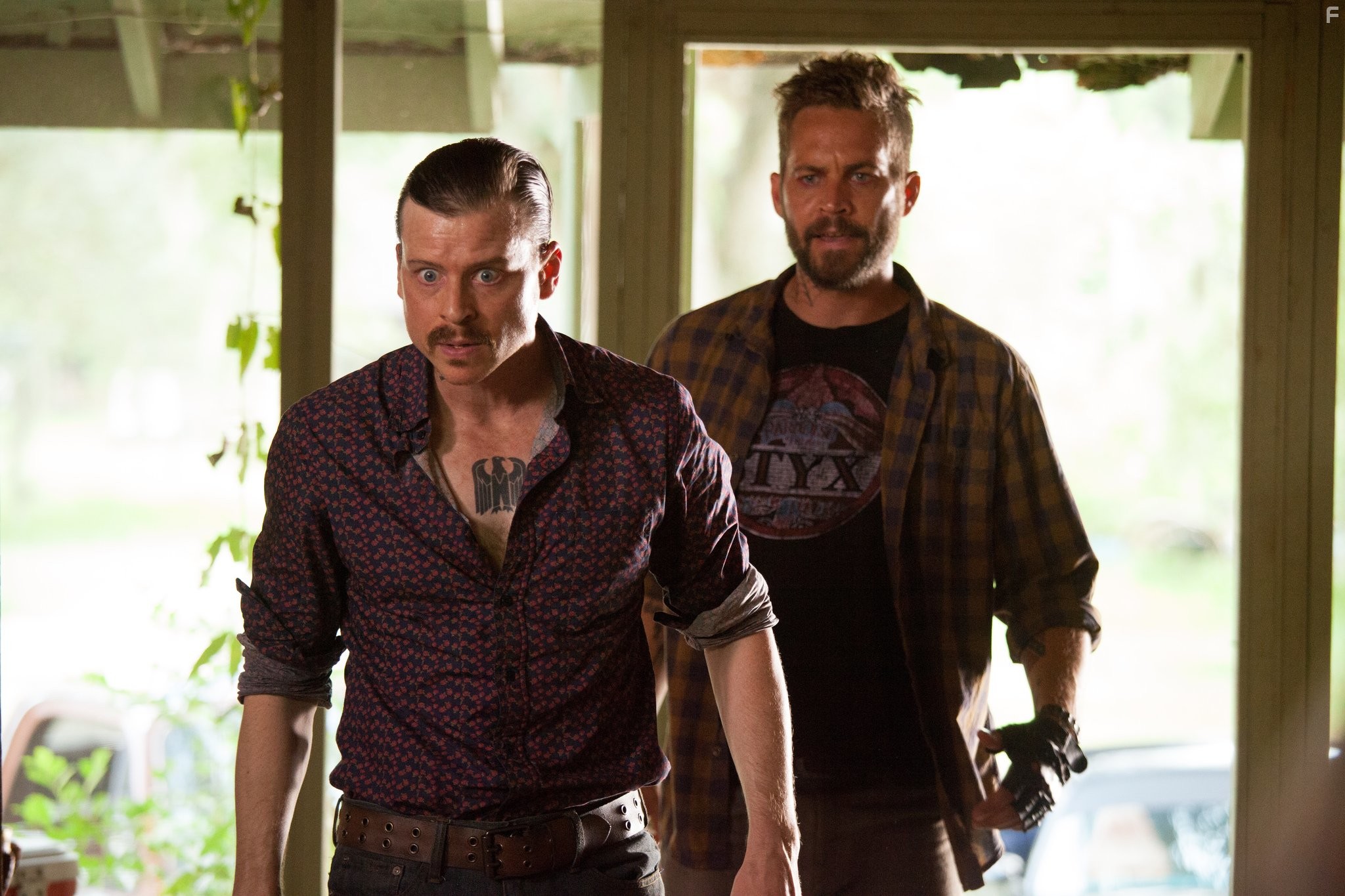 Kevin Rankin and Paul Walker in Хроники ломбарда (2013)